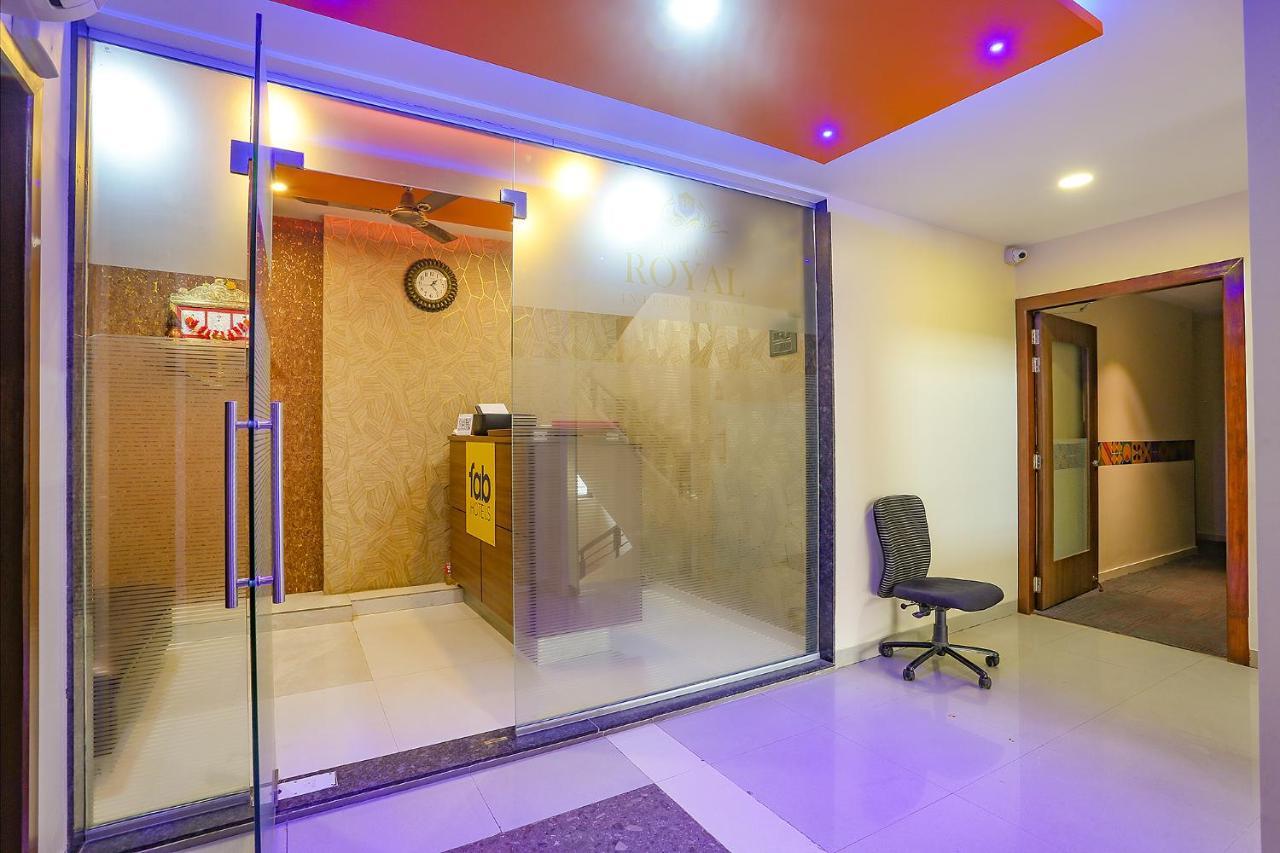 مومباي Fabhotel Royal International المظهر الخارجي الصورة