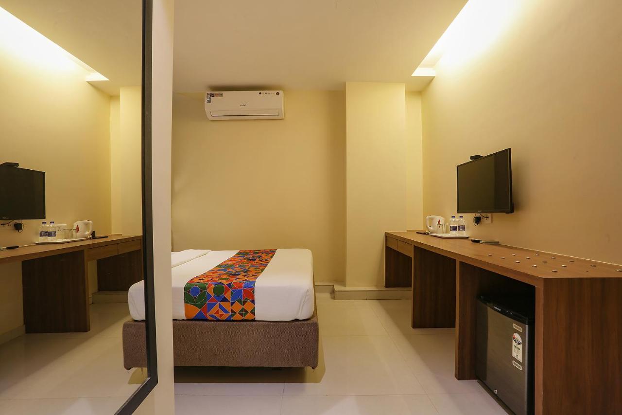 مومباي Fabhotel Royal International المظهر الخارجي الصورة