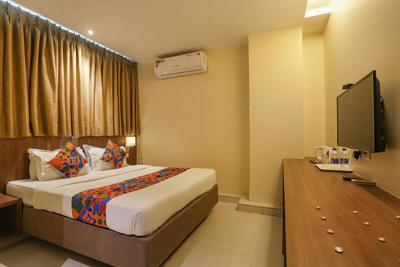 مومباي Fabhotel Royal International المظهر الخارجي الصورة